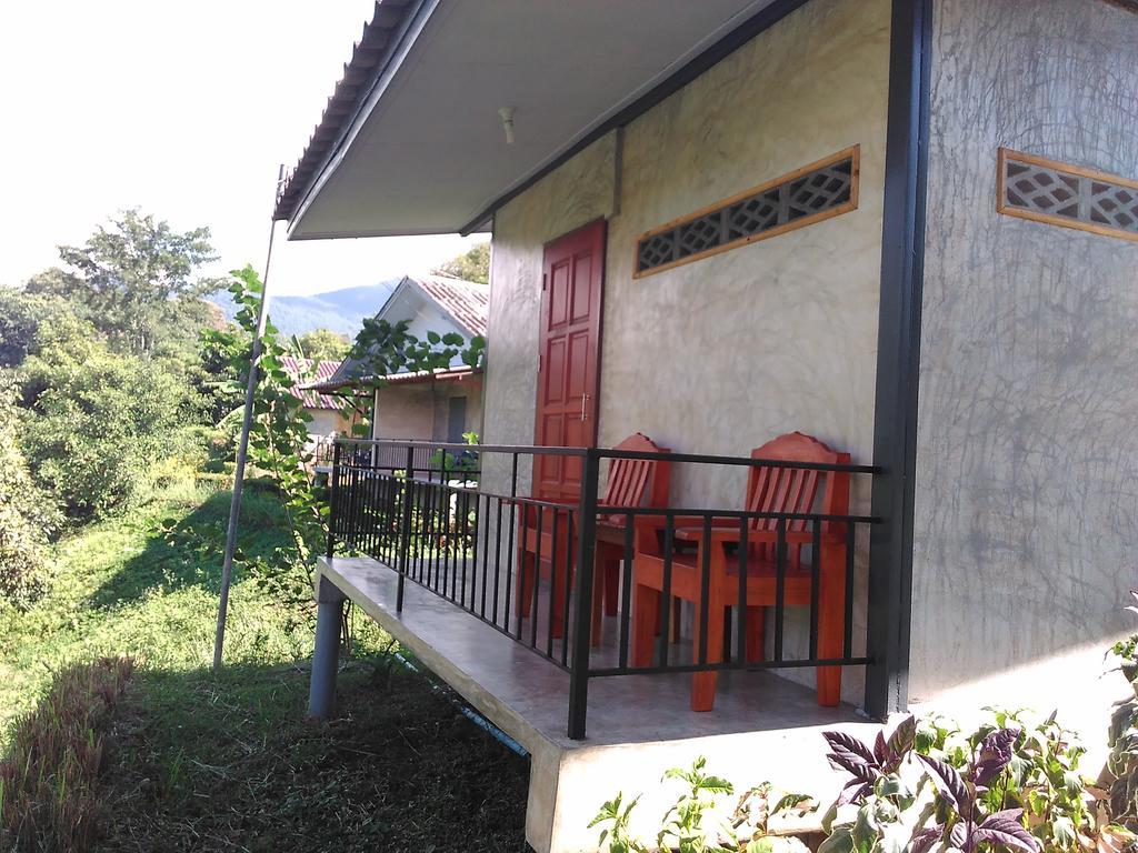 Ban Suan Sukjai Mae Sariang Hotell Exteriör bild