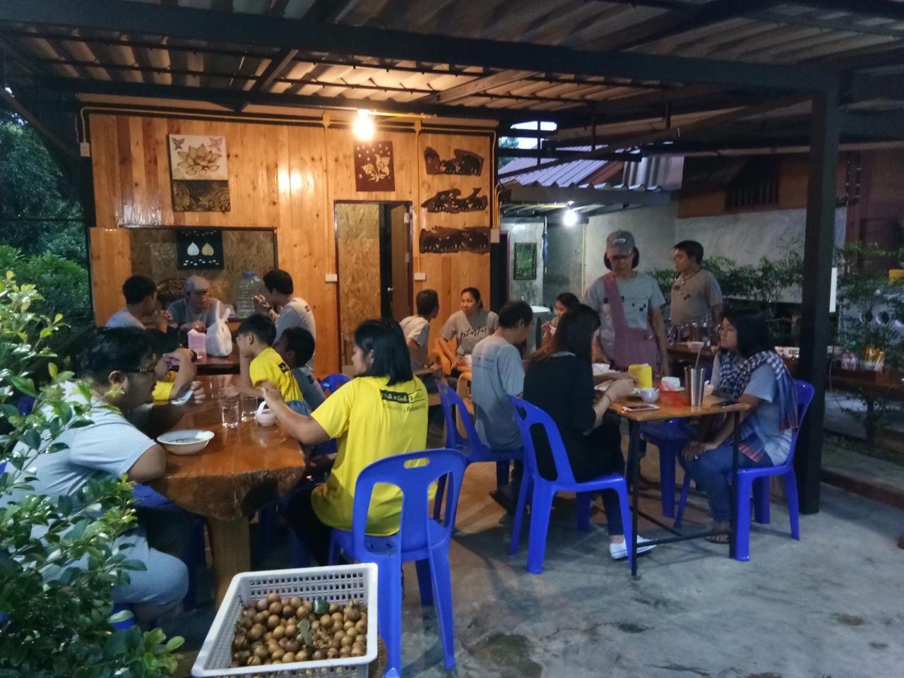 Ban Suan Sukjai Mae Sariang Hotell Exteriör bild