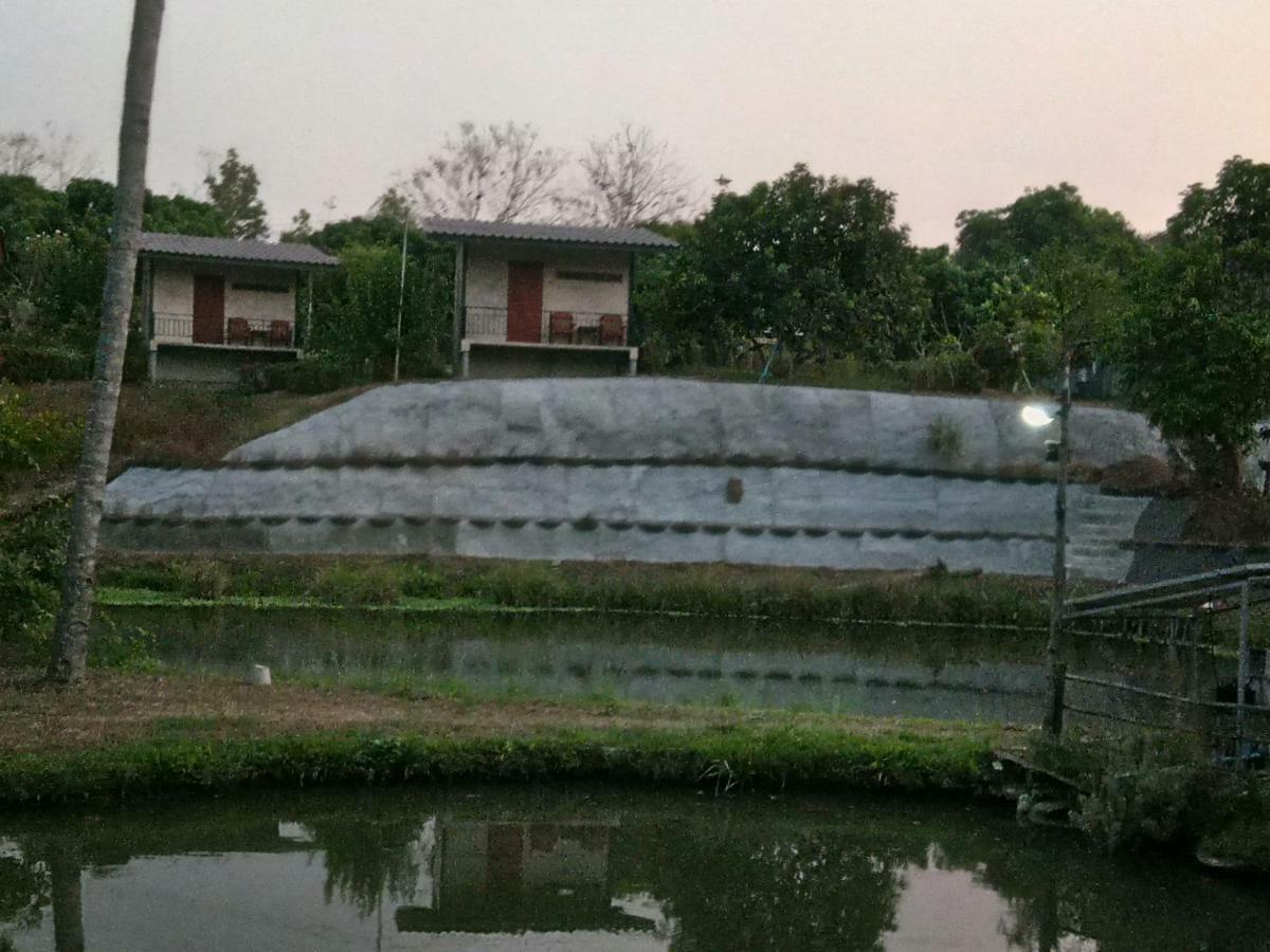 Ban Suan Sukjai Mae Sariang Hotell Exteriör bild