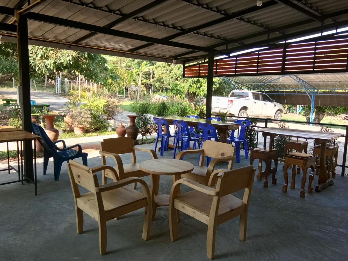 Ban Suan Sukjai Mae Sariang Hotell Exteriör bild